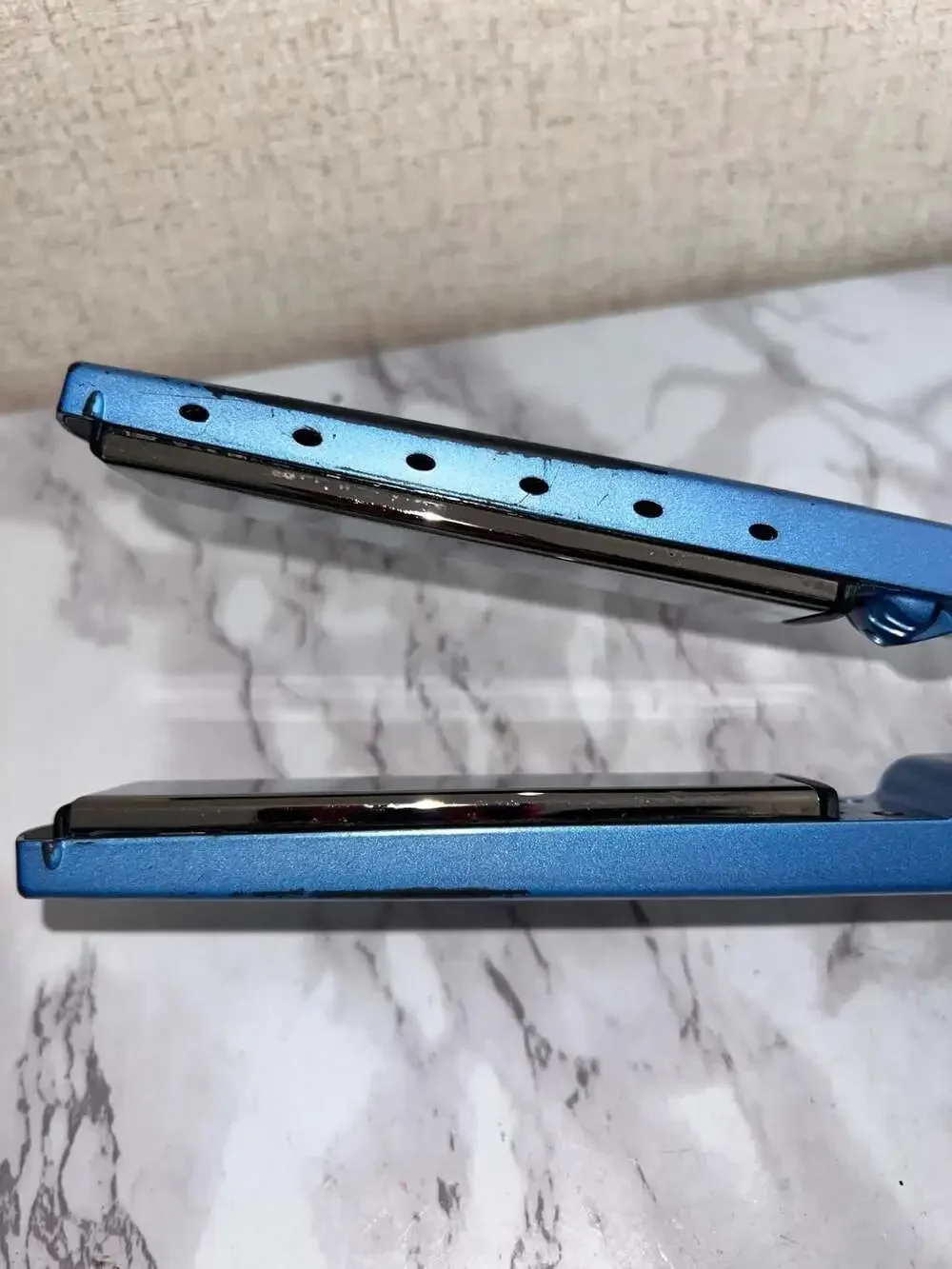 BaBylissPRO Nano Titanium Ultra-Thin Straightening Iron (Model BABNT2091T)
